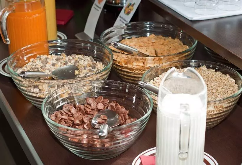 Fotos del hotel Savoy:  11