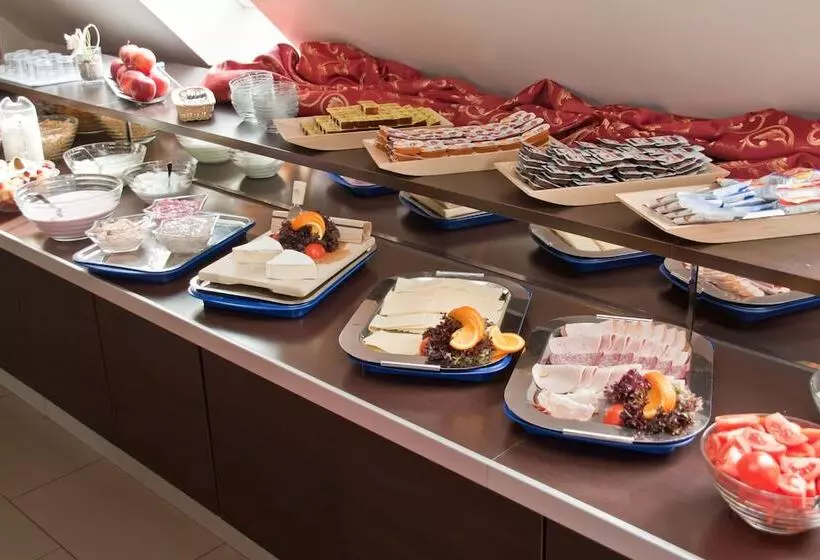 Fotos del hotel Savoy:  16