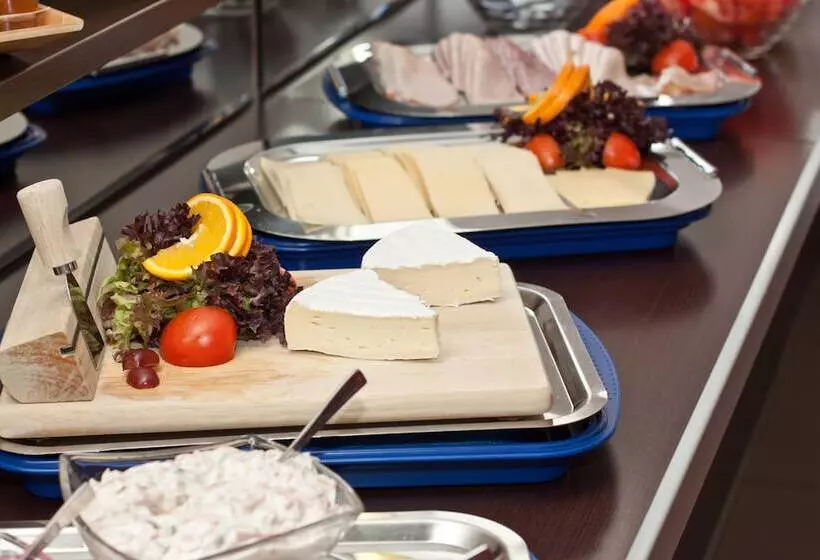 Fotos del hotel Savoy:  2