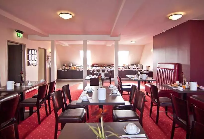 Fotos del hotel Savoy:  5