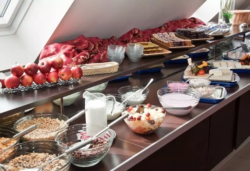 Fotos del hotel Savoy:  12