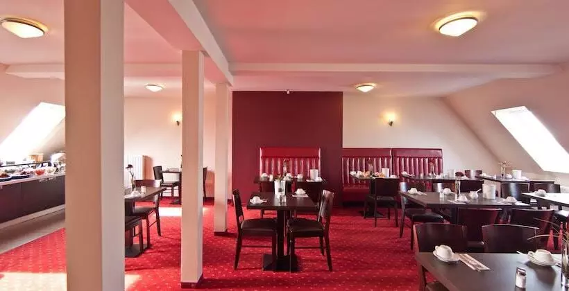 Fotos del hotel Savoy:  7