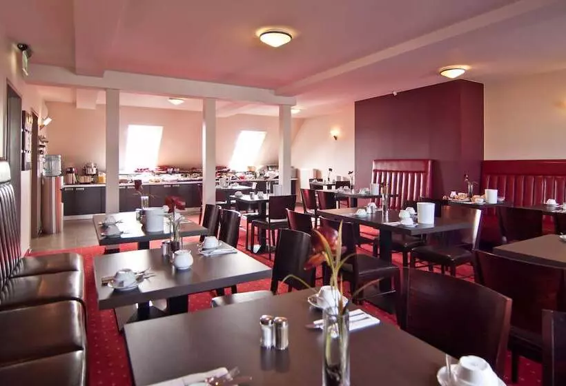 Fotos del hotel Savoy:  10