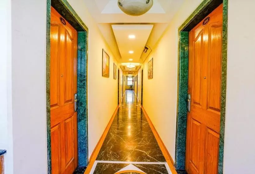 Fotos del hotel Treebo Trend Golden Emerald:  18