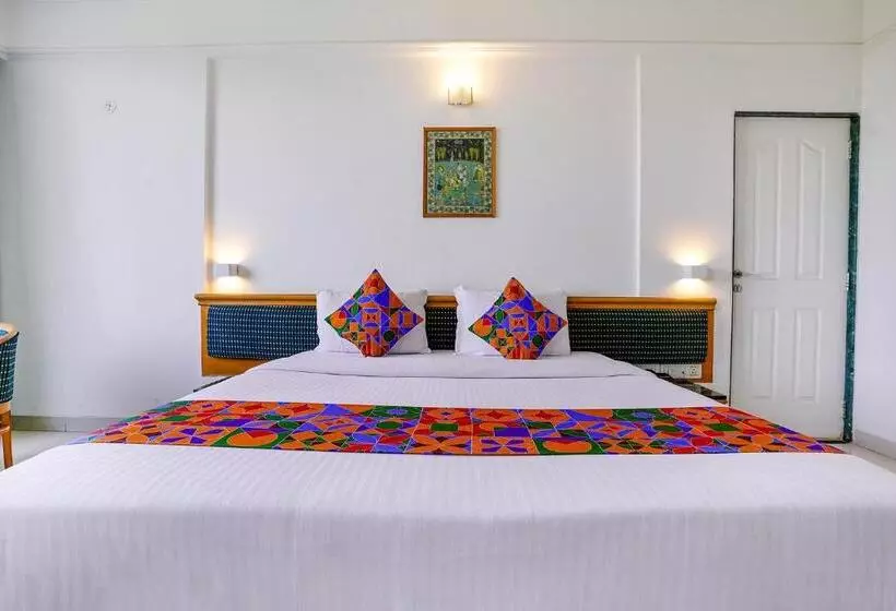 Fotos del hotel Treebo Trend Golden Emerald:  25