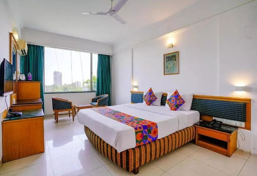 Fotos del hotel Treebo Trend Golden Emerald:  6