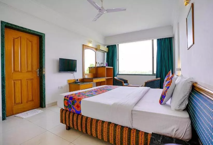 Fotos del hotel Treebo Trend Golden Emerald:  5