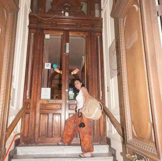 Fotos del hotel Happy House Hostel:  25