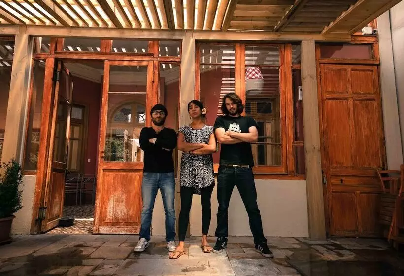 Fotos del hotel Happy House Hostel:  8