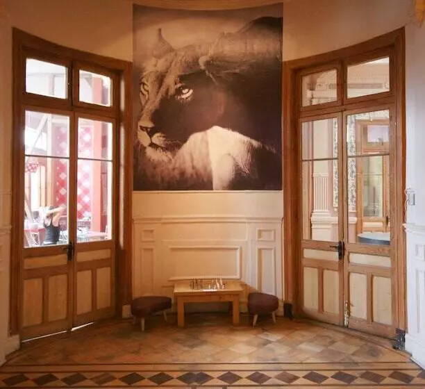 Fotos del hotel Happy House Hostel:  2