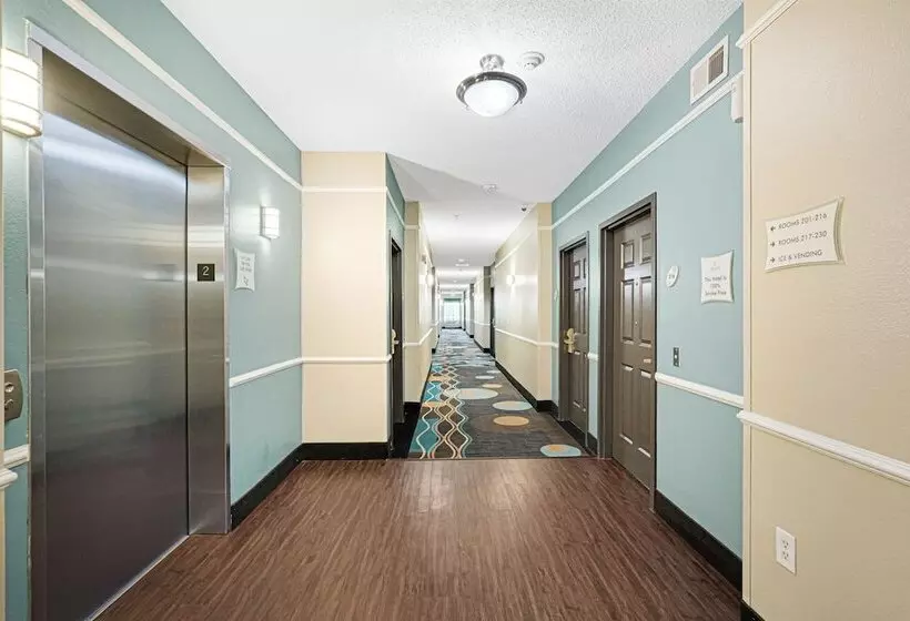 Fotos del hotel La Quinta By Wyndham Houston Hobby Airport:  30