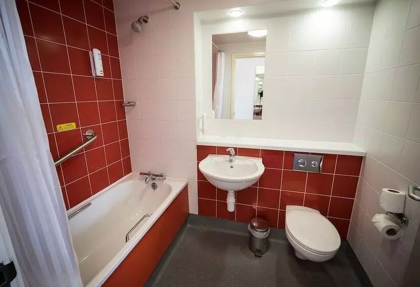 Fotos del hotel Travelodge Limerick Castletroy:  23