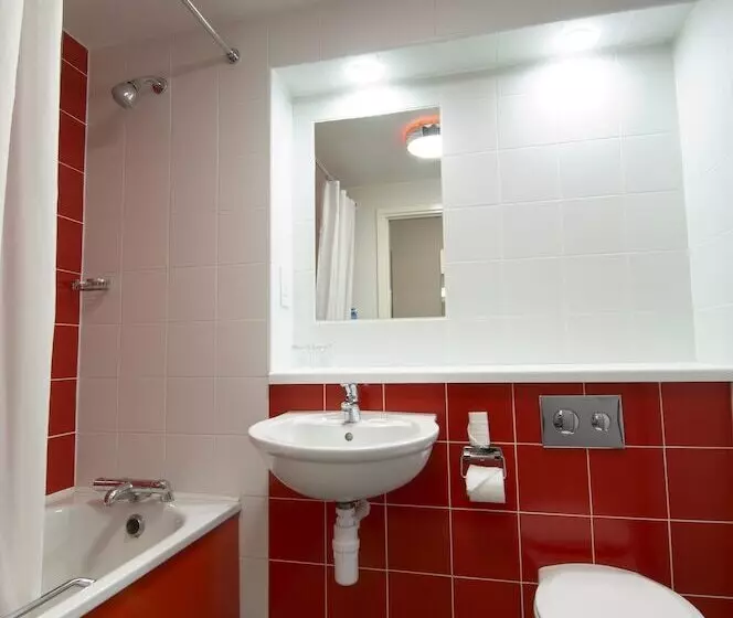 Fotos del hotel Travelodge Limerick Castletroy:  7