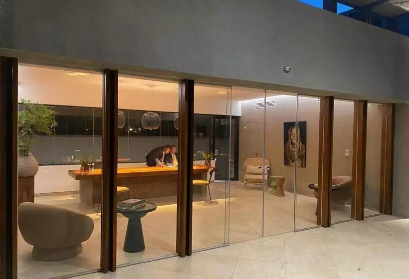 Fotos del hotel Le Petit Village Boutique:  3