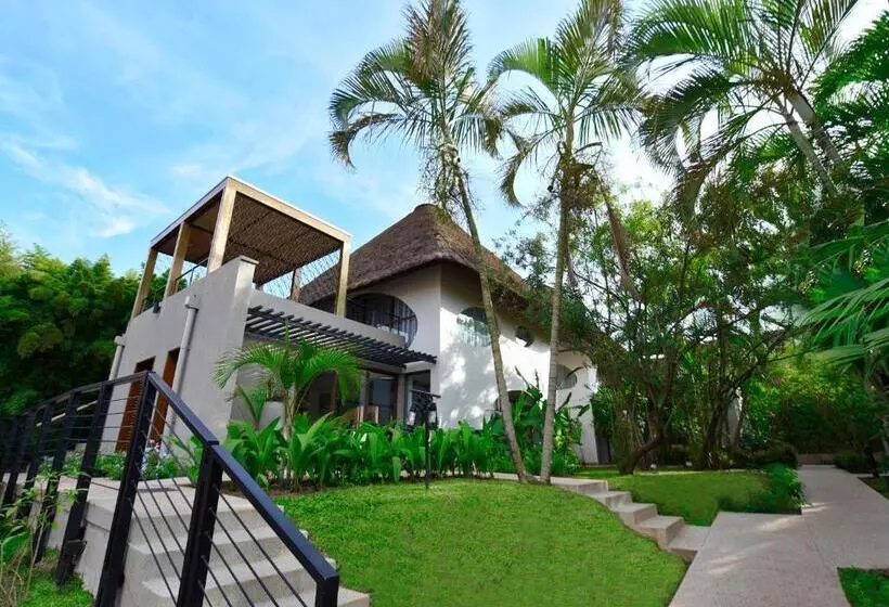 Fotos del hotel Le Petit Village Boutique:  23