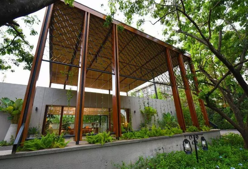 Fotos del hotel Le Petit Village Boutique:  25