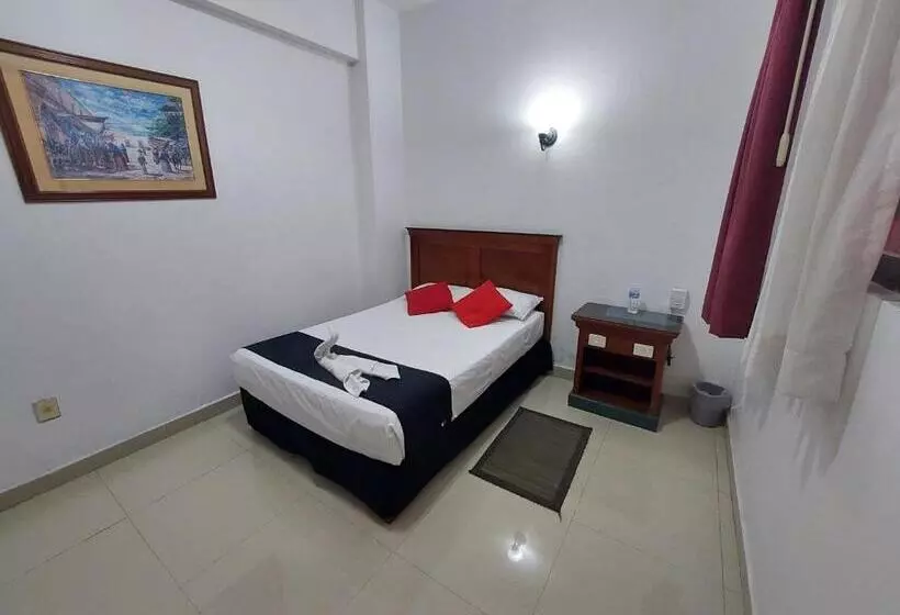 Fotos del hotel Santa Lucia:  15