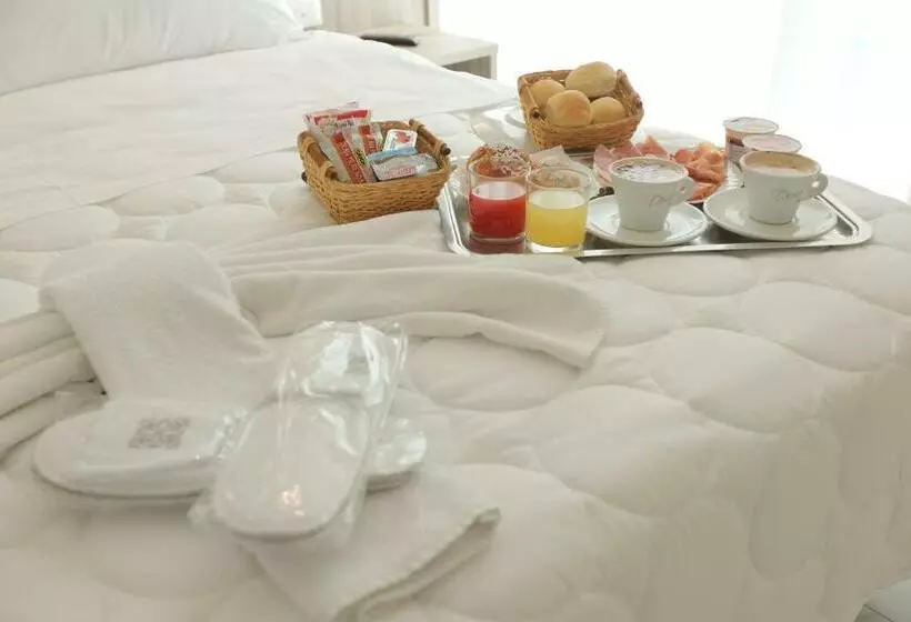 Fotos del hotel Garibaldi Suite:  23