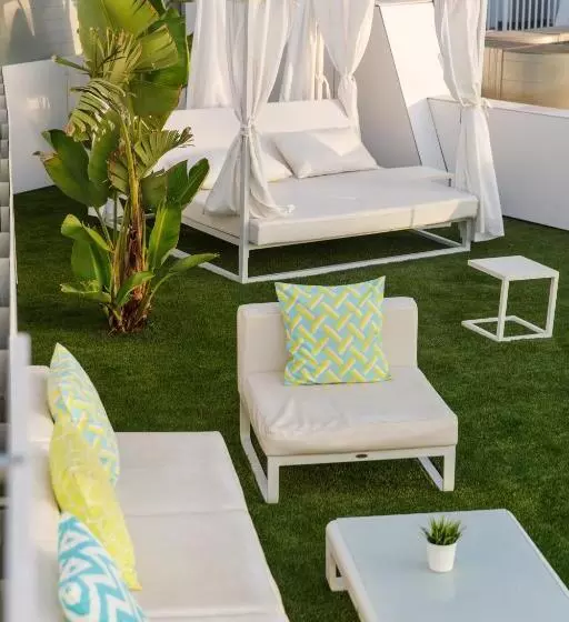 Fotos del hotel Santa Mónica Suites:  15