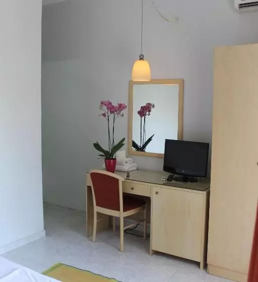 Fotos del hotel Savoy:  18