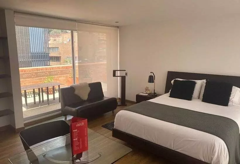 Fotos del hotel Suites Casa 95:  21