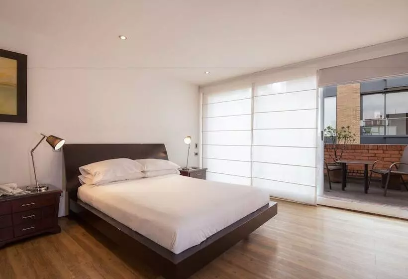 Fotos del hotel Suites Casa 95:  24