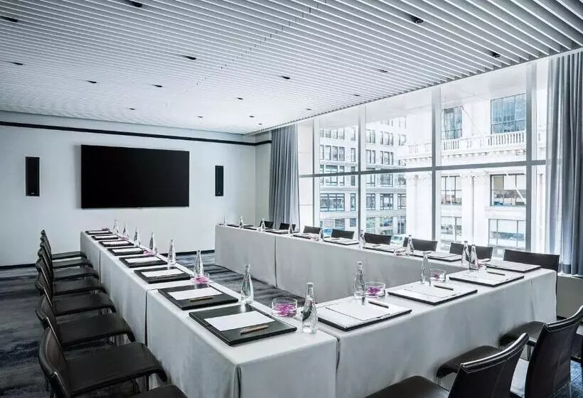 Fotos del hotel The Langham, New York, Fifth Avenue:  2