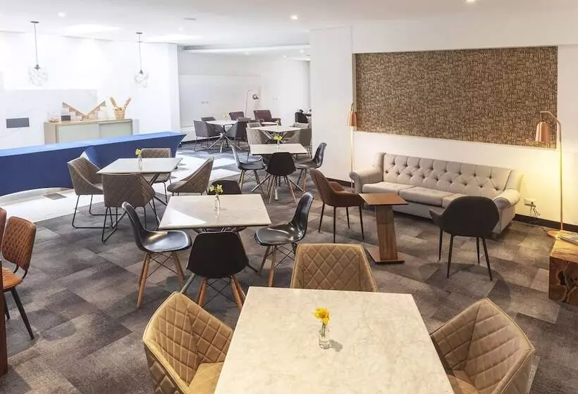 Fotos del hotel Viaggio Nueve Trez City Suites:  4