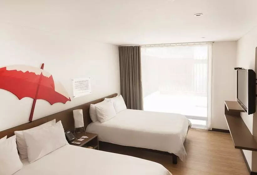 Fotos del hotel Viaggio Nueve Trez City Suites:  1