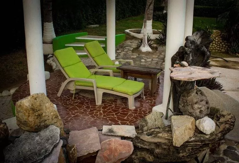 Fotos del hotel Punta Esmeralda Suites & Hotel:  7