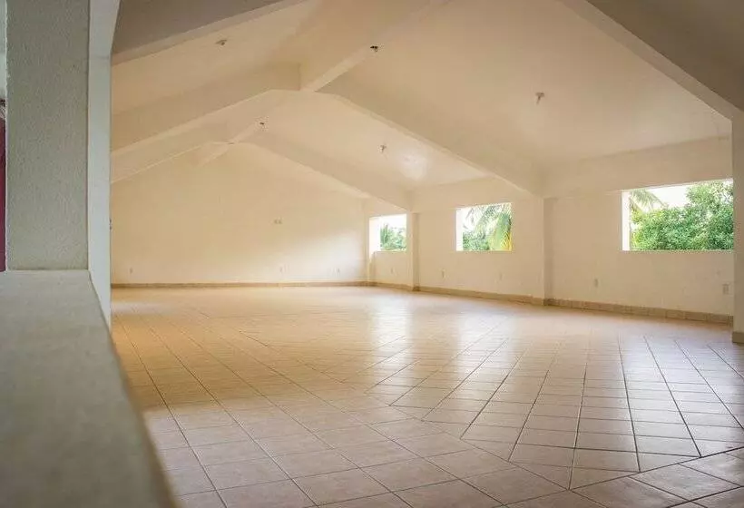 Fotos del hotel Punta Esmeralda Suites & Hotel:  3