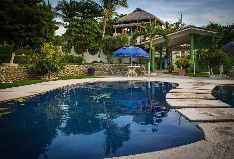 Fotos del hotel Punta Esmeralda Suites & Hotel:  2