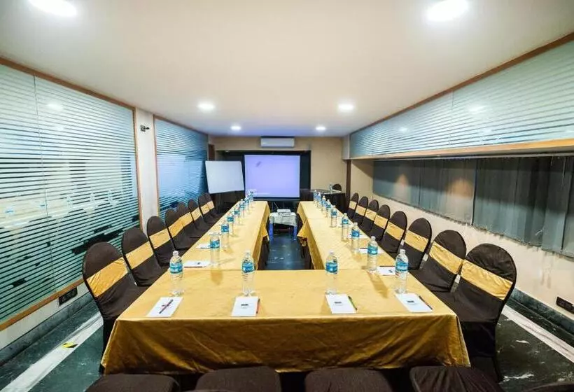 Fotos del hotel Bangalore Gate:  3