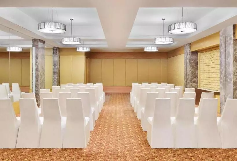 Fotos del hotel Courtyard By Marriott Chennai:  11