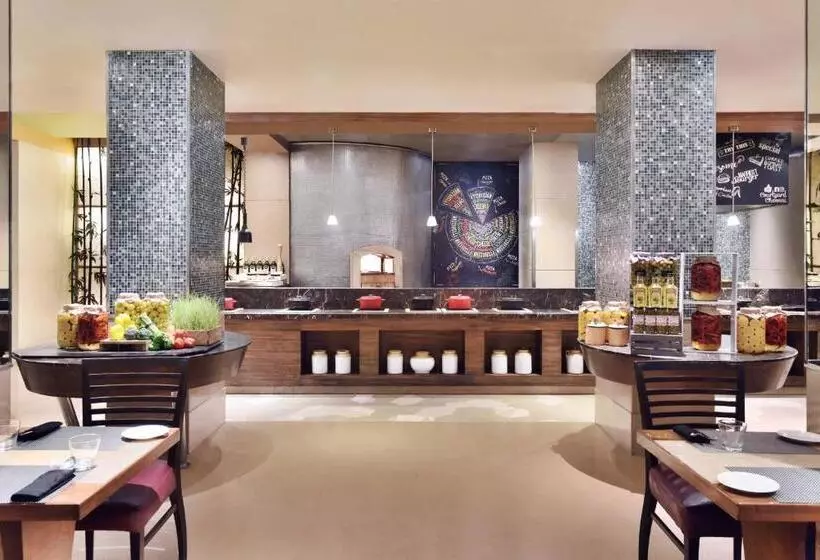 Fotos del hotel Courtyard By Marriott Chennai:  10