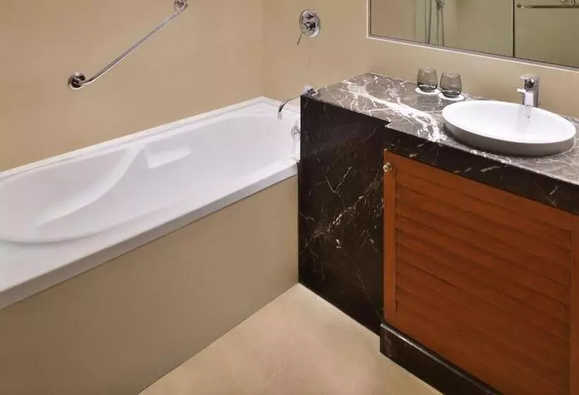 Fotos del hotel Courtyard By Marriott Chennai:  18