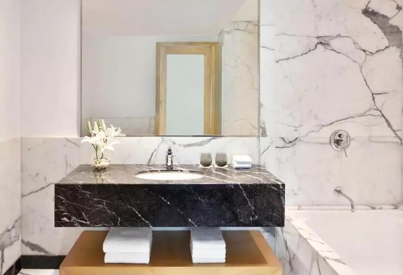 Fotos del hotel Courtyard By Marriott Chennai:  12