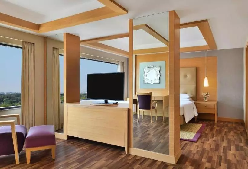 Fotos del hotel Courtyard By Marriott Chennai:  14