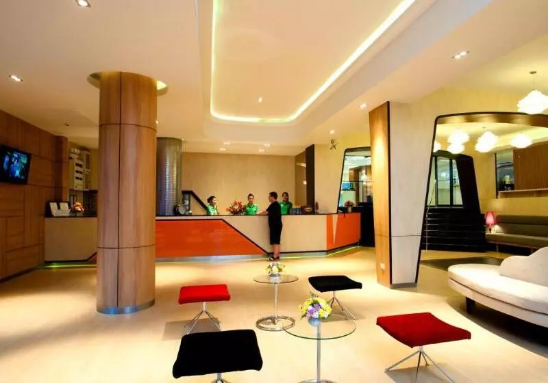 Fotos del hotel Flipper Lodge:  5