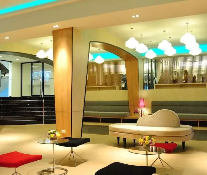 Fotos del hotel Flipper Lodge:  12