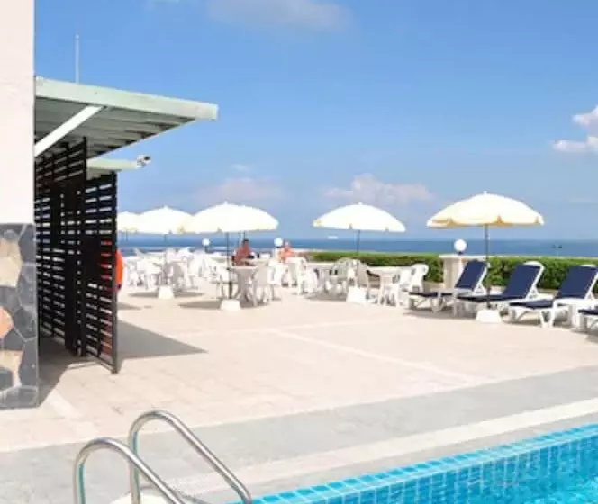 Fotos del hotel Flipper Lodge:  15