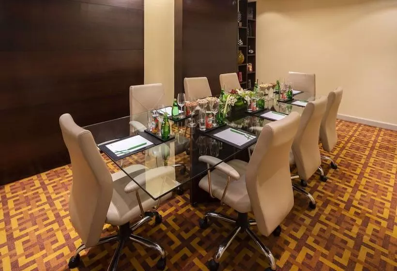 Fotos del hotel Holiday Inn Mumbai International Airport, An Ihg:  15