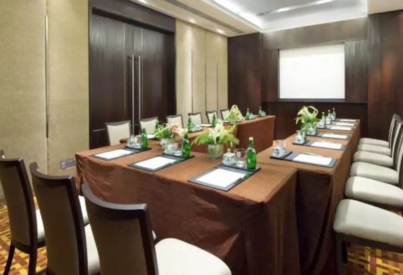 Fotos del hotel Holiday Inn Mumbai International Airport, An Ihg:  19