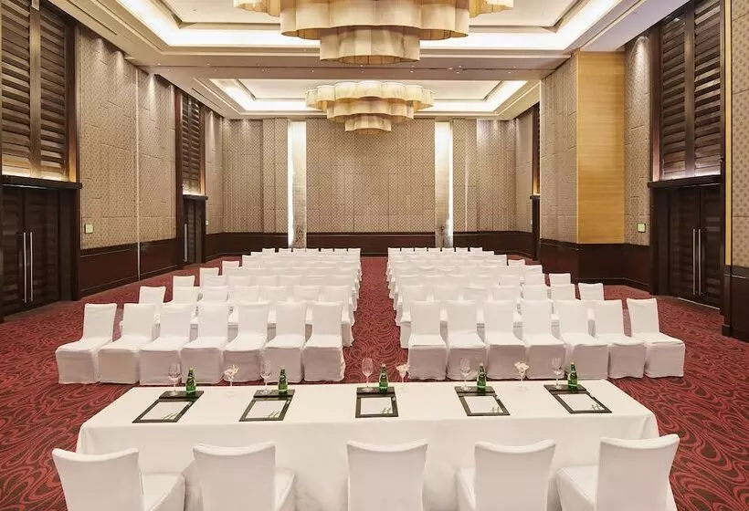 Fotos del hotel Holiday Inn Mumbai International Airport, An Ihg:  6