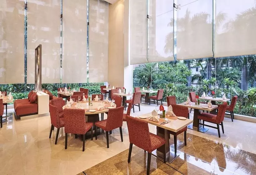 Fotos del hotel Holiday Inn Mumbai International Airport, An Ihg:  10