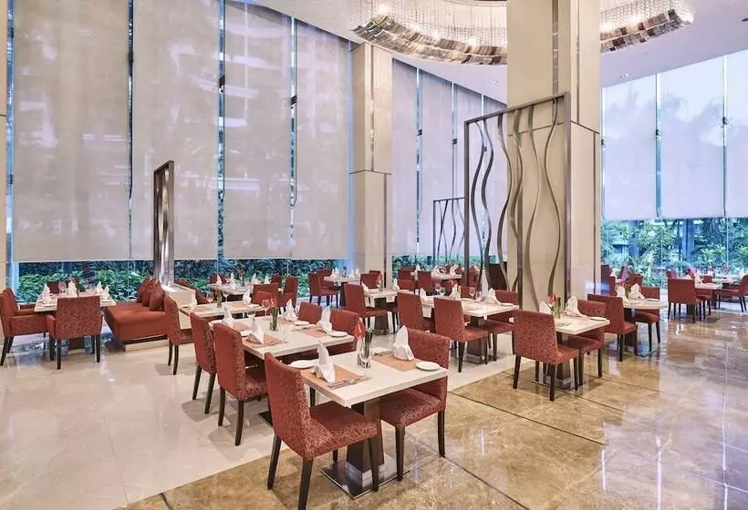 Fotos del hotel Holiday Inn Mumbai International Airport, An Ihg:  18