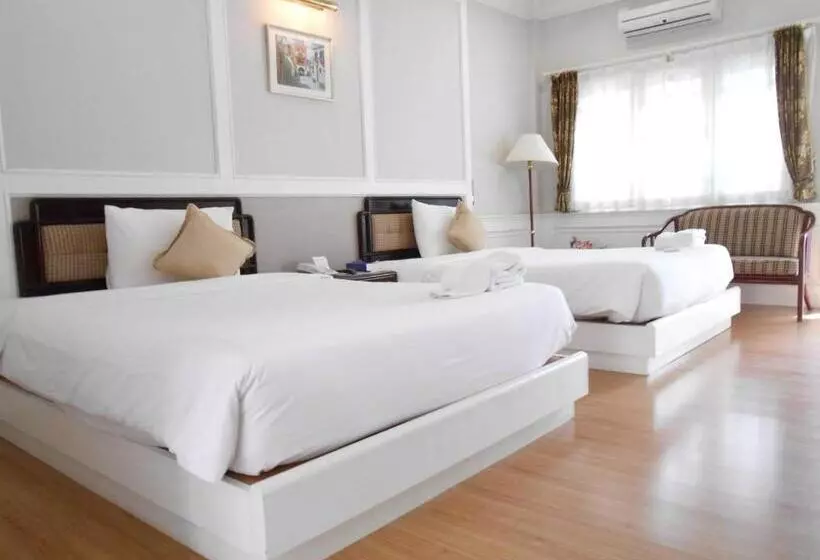 Fotos del hotel Rachawadee Resort &:  22