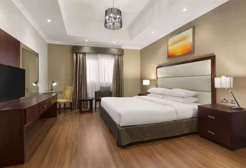 Fotos del hotel Ramada Hotel & Suites By Wyndham Ajman:  19