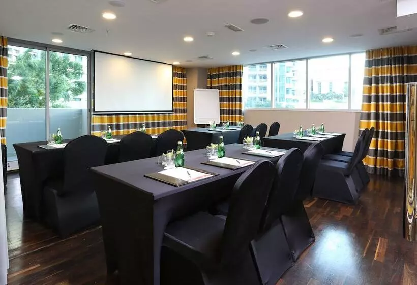 Fotos del hotel Ramada Downtown Dubai:  80