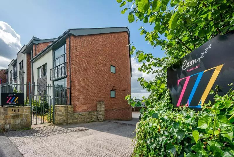 Fotos del hotel Roomzzz Leeds Headingley:  3